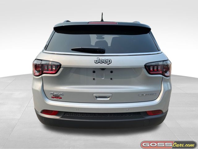 2025 Jeep Compass Limited photo 4