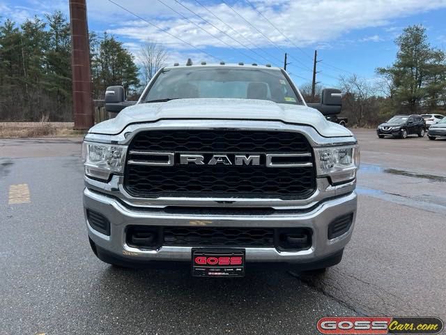 2024 Ram 3500 photo 2