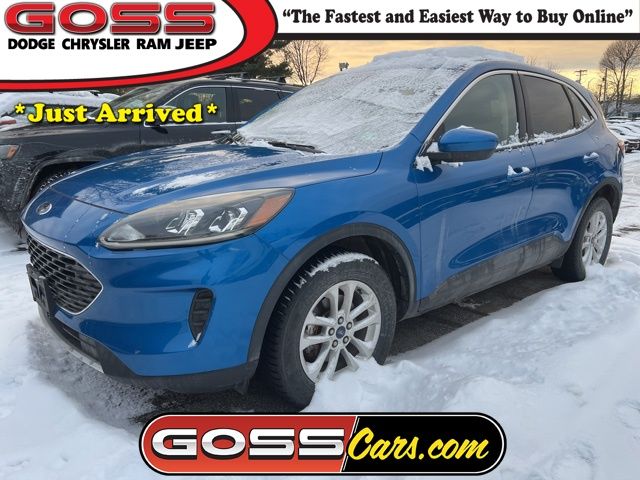 2020 Ford Escape SE's photo