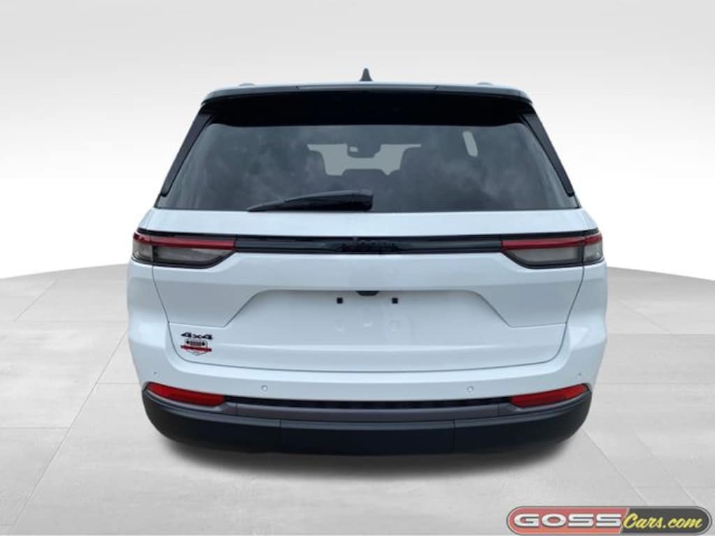 New 2026 Jeep Grand Cherokee LAREDO ALTITUDE 4X4 Sport Utility