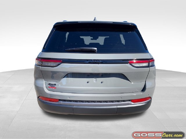 New 2027 Jeep Grand Cherokee LAREDO ALTITUDE 4X4 Sport Utility