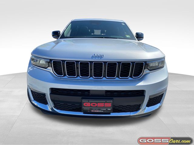 2025 Jeep Grand Cherokee L photo 2