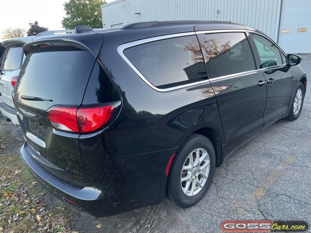 2021 Chrysler Voyager LXi photo 3