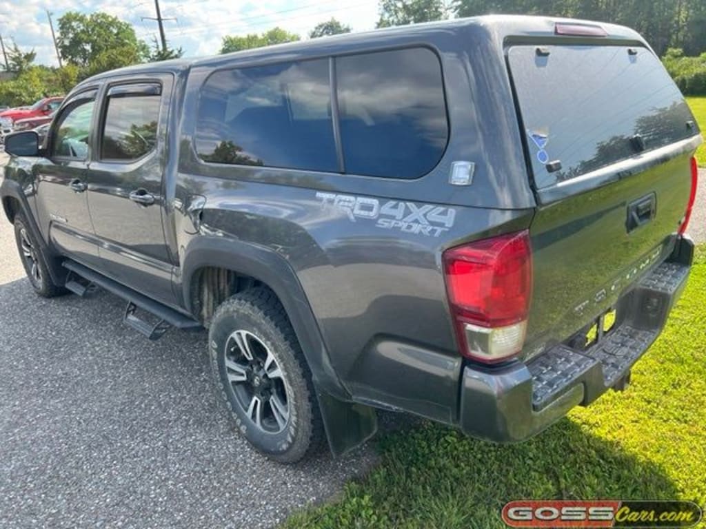 Used 2017 Toyota Tacoma TRD Sport Double Cab Truck