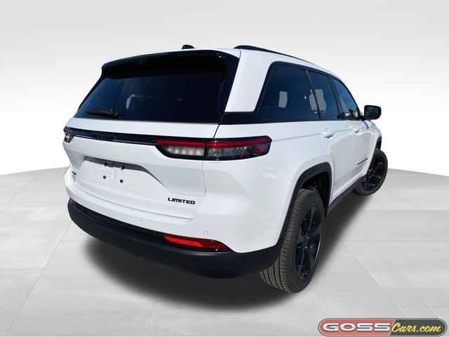 2025 Jeep Grand Cherokee Limited photo 3