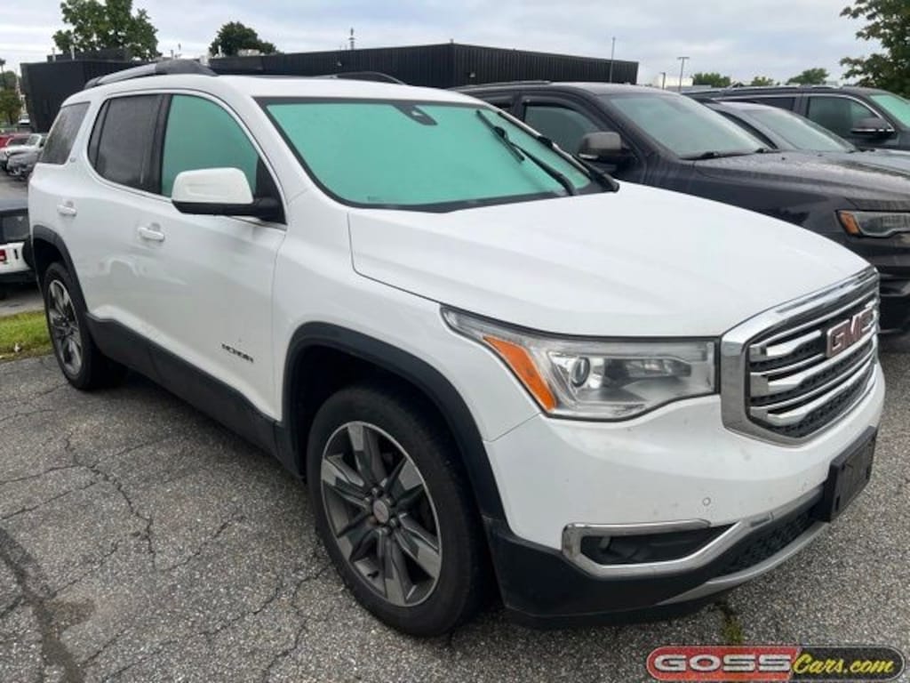 Used 2017 GMC Acadia SLT-2 SUV