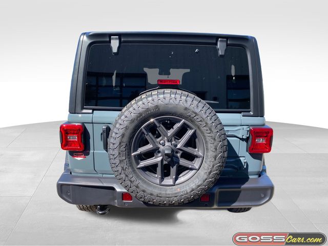 2025 Jeep Wrangler Sport S photo 4