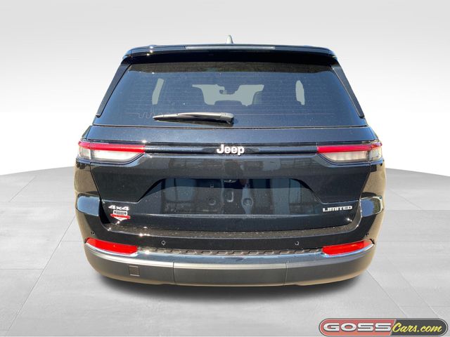 2025 Jeep Grand Cherokee Limited photo 3
