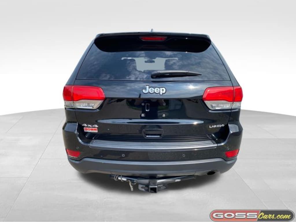 Used 2018 Jeep Grand Cherokee Laredo E SUV
