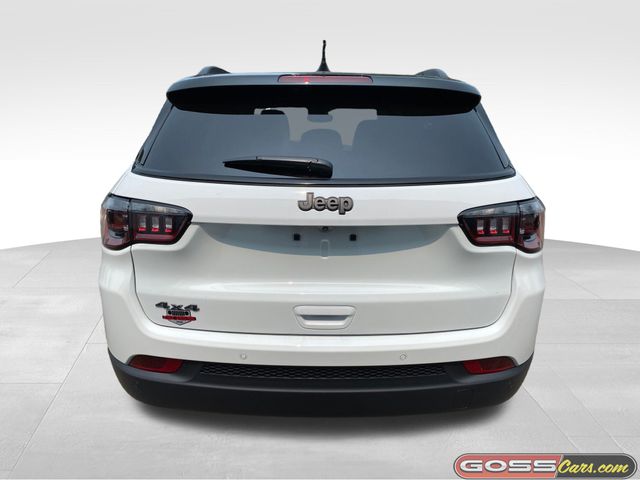 2025 Jeep Compass Limited photo 2