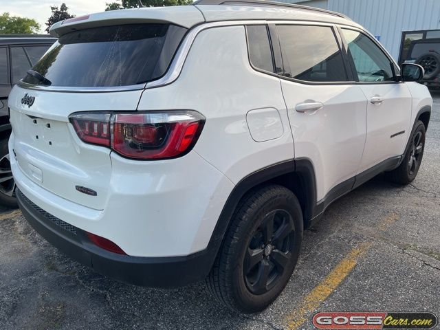 2019 Jeep Compass Latitude photo 3