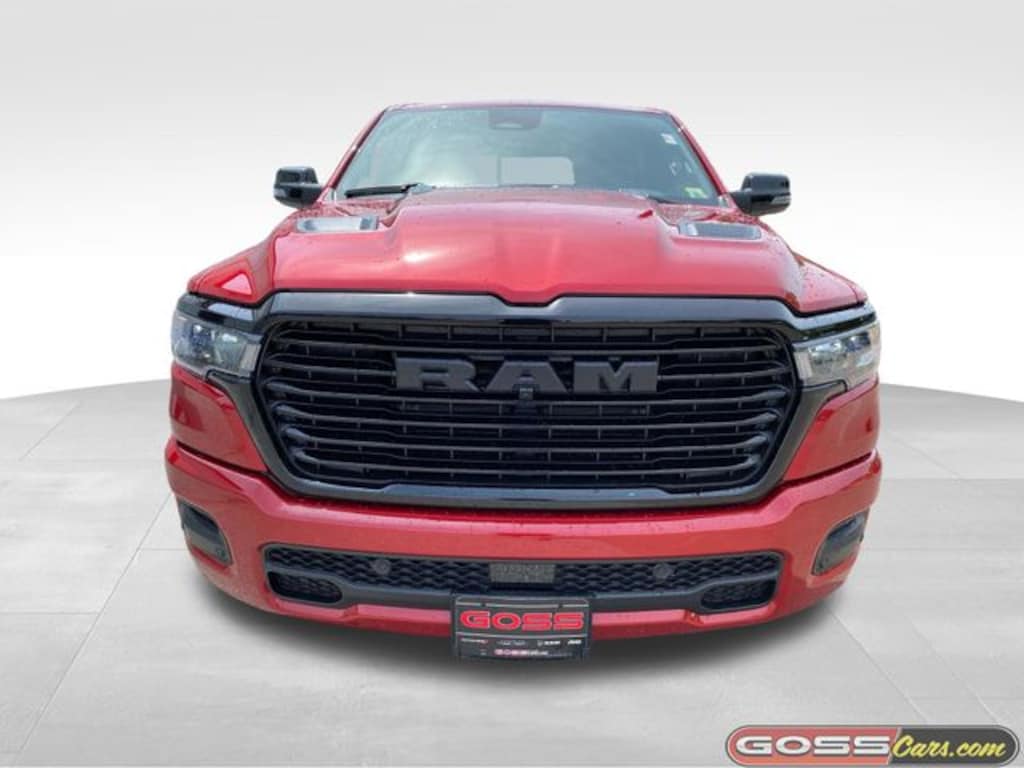 New 2026 Ram 1500 LARAMIE CREW CAB 4X4 5'7 BOX Pickup