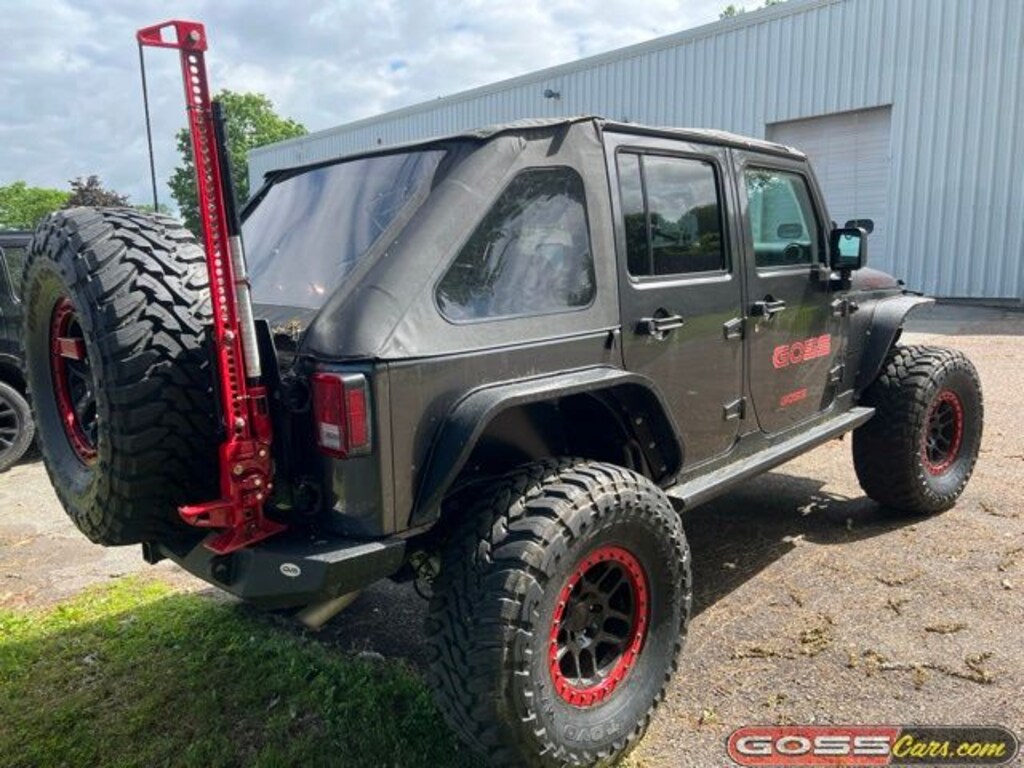 Used 2016 Jeep Wrangler Unlimited Rubicon SUV