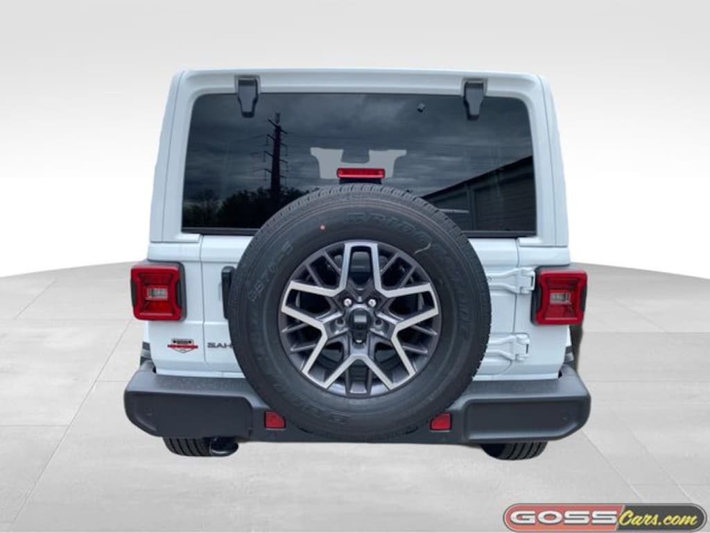 New 2026 Jeep Wrangler 4-DOOR SAHARA Sport Utility