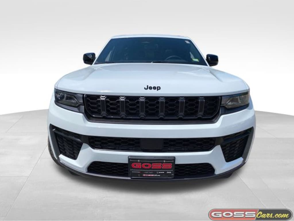New 2026 Jeep Grand Cherokee L LAREDO ALTITUDE 4X4 Sport Utility