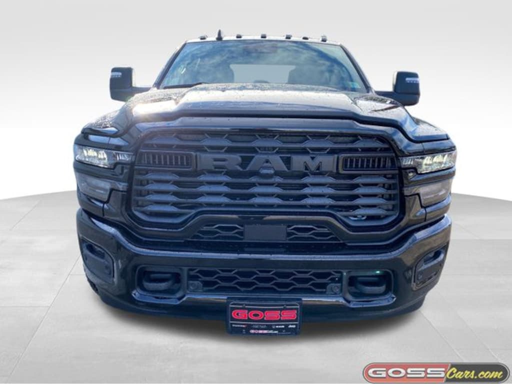 New 2026 Ram 3500 BIG HORN CREW CAB 4X4 6'4 BOX Pickup