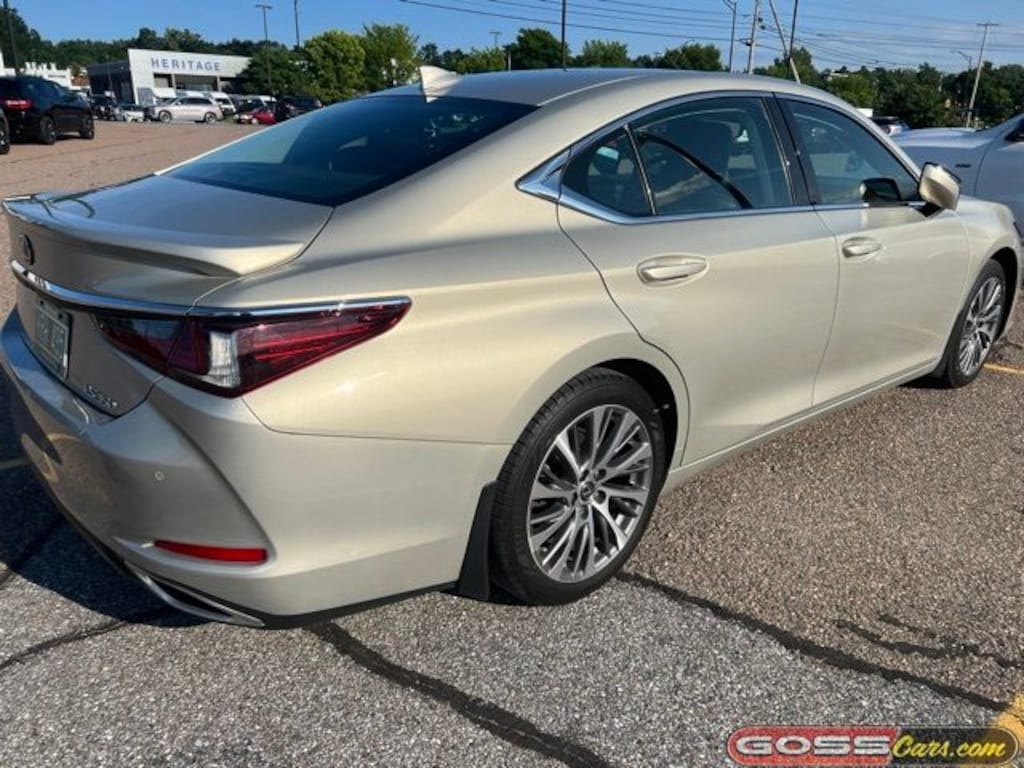 Used 2021 Lexus ES 350 Sedan