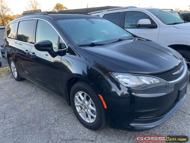 2021 Chrysler Voyager LXi photo 2