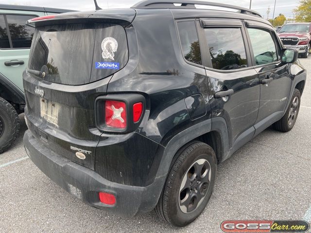 2018 Jeep Renegade Sport photo 2