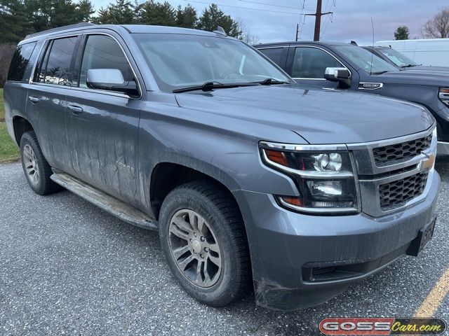 2019 Chevrolet Tahoe LT photo 2