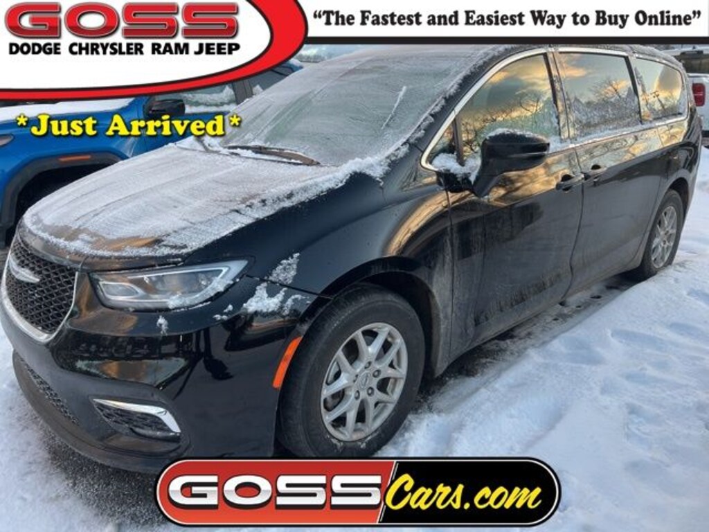 Used 2024 Chrysler Pacifica Touring L Minivan/Van