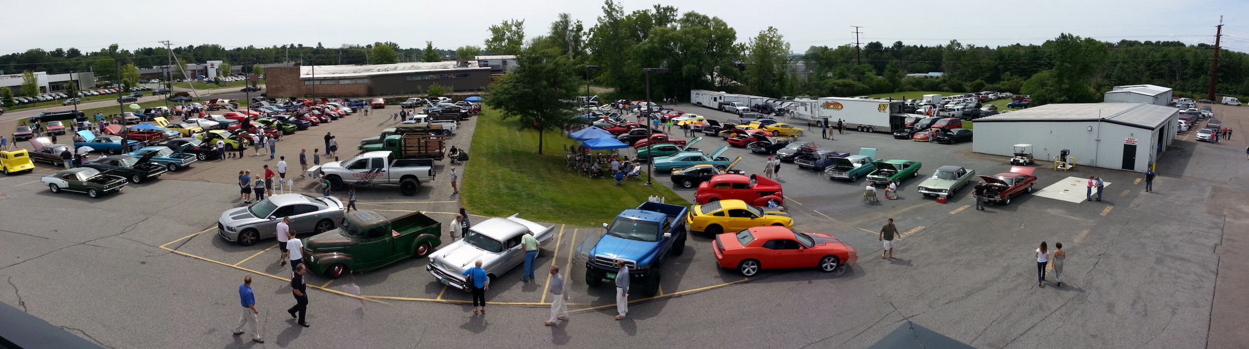 Car Lease Deals Near Me >> 2016 Mopar Muscle Day Car Show | Goss Dodge South ... Car Lease Deals Near Me >> 2016 Mopar Muscle Day Car Show | Goss Dodge South ...