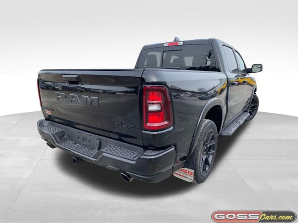 New 2026 Ram 1500 LARAMIE CREW CAB 4X4 5'7 BOX Pickup