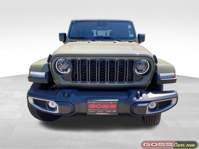 2025 Jeep Gladiator Sport S photo 2