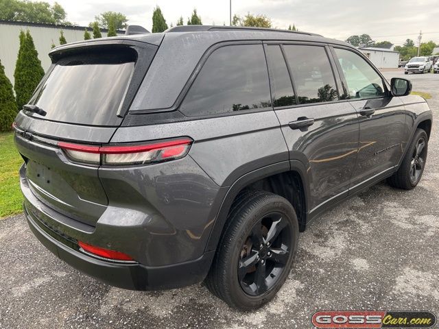 2024 Jeep Grand Cherokee Altitude photo 3