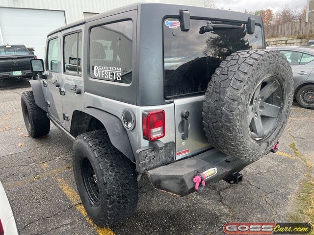 2017 Jeep Wrangler Unlimited Willys photo 4