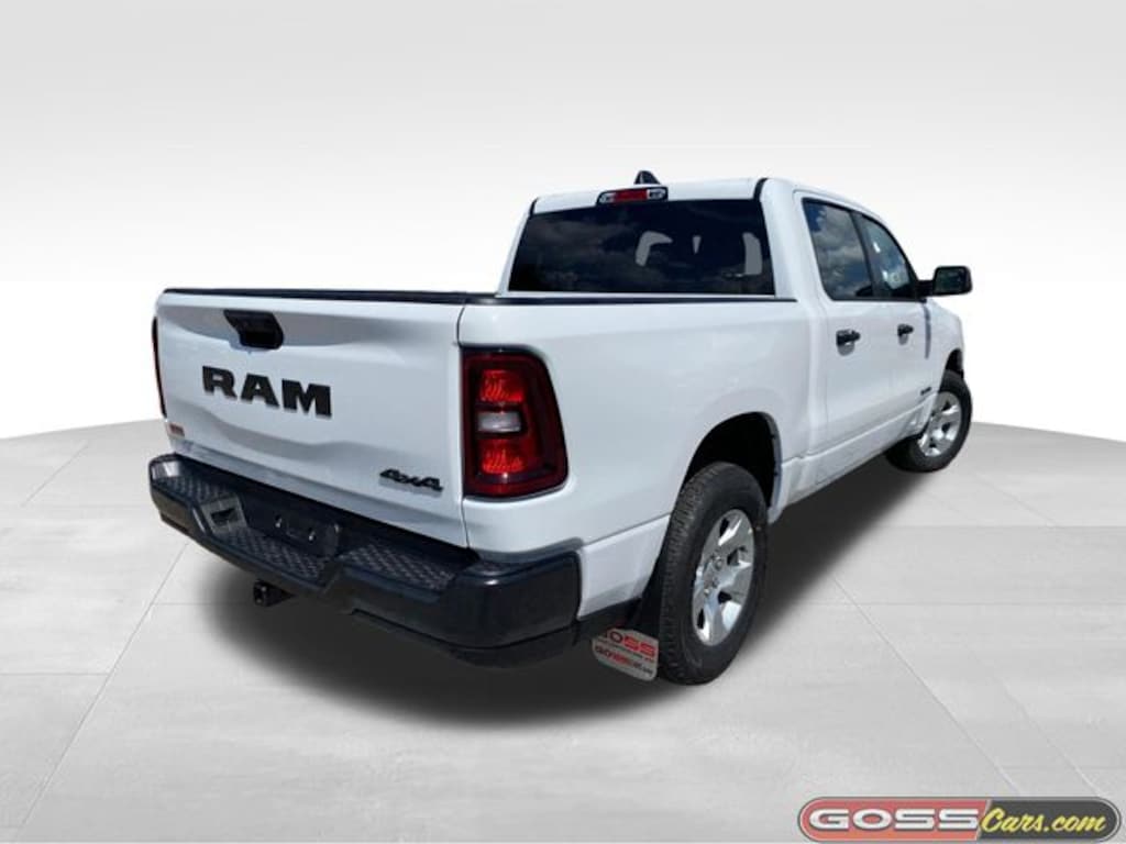 New 2026 Ram 1500 TRADESMAN CREW CAB 4X4 5'7 BOX Pickup