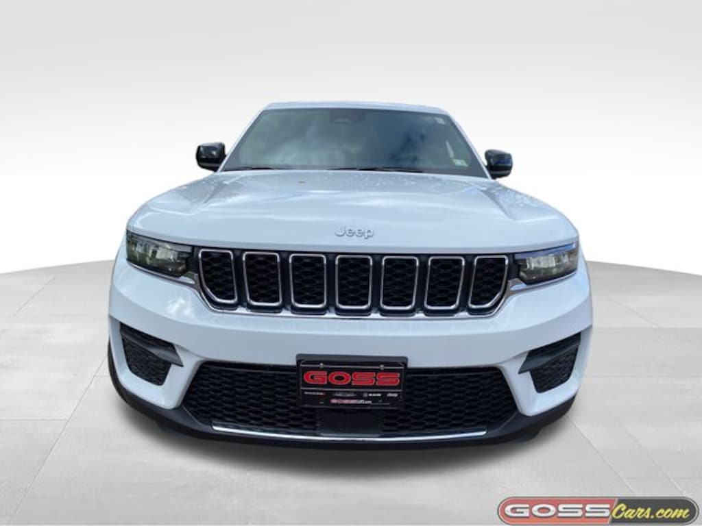 New 2025 Jeep Grand Cherokee LAREDO X 4X4 Sport Utility