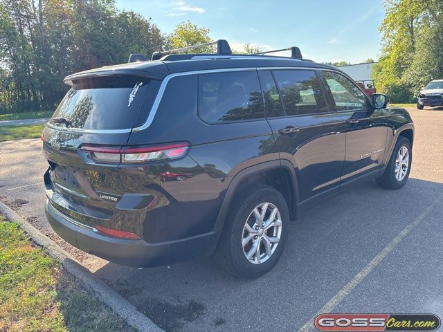 2022 Jeep Grand Cherokee Limited photo 3