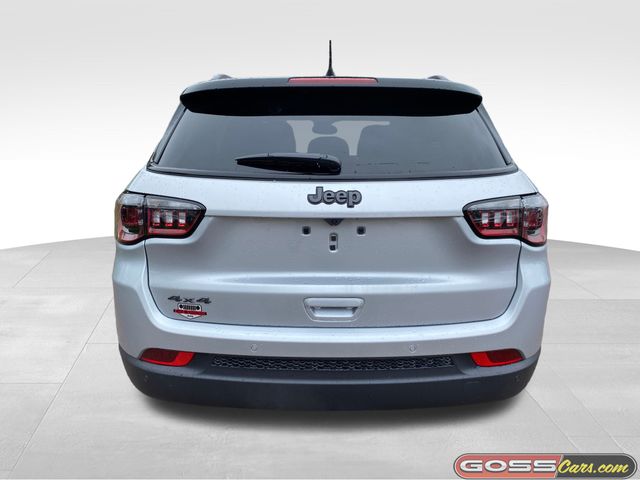 2026 Jeep Compass Limited Altitude photo 2