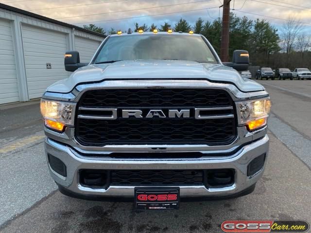 2024 Ram 3500 Tradesman photo 2