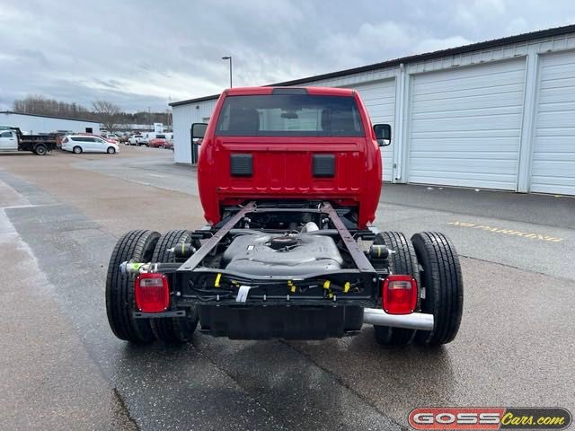 2024 Ram 3500 Tradesman photo 4