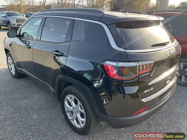 2024 Jeep Compass Latitude photo 4