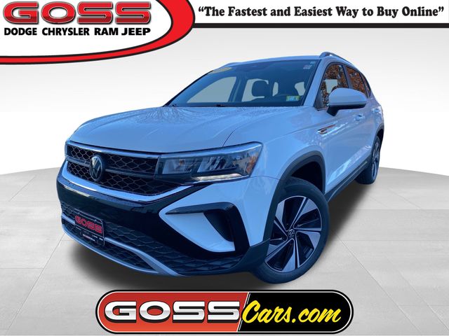 2023 Volkswagen Taos SE's photo