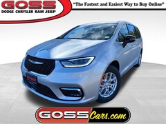 2026 Chrysler Pacifica SELECT Passenger Van