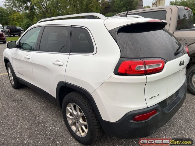 2014 Jeep Cherokee Latitude photo 4