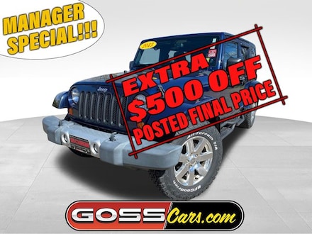 2013 Jeep Wrangler Unlimited Sahara SUV