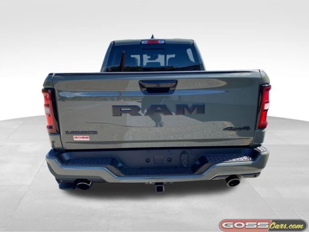 New 2026 Ram 1500 LARAMIE CREW CAB 4X4 5'7 BOX Pickup