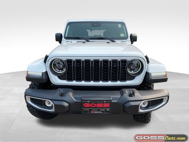 2025 Jeep Gladiator Sport photo 2