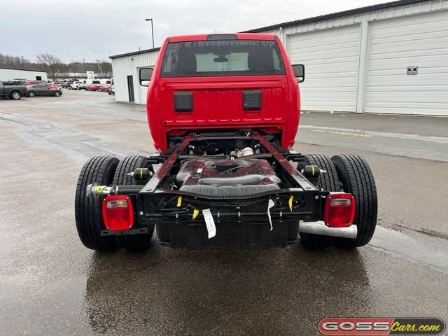 2024 Ram 3500 Tradesman photo 4