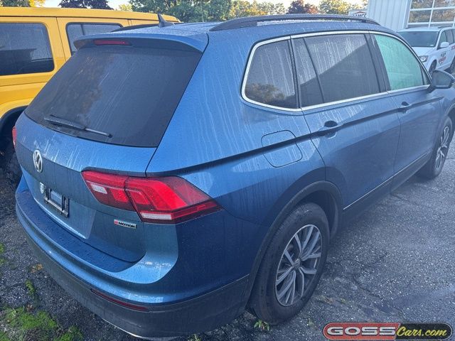 2019 Volkswagen Tiguan SE photo 3