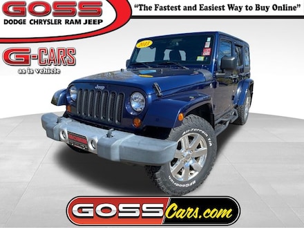 2013 Jeep Wrangler Unlimited Sahara SUV