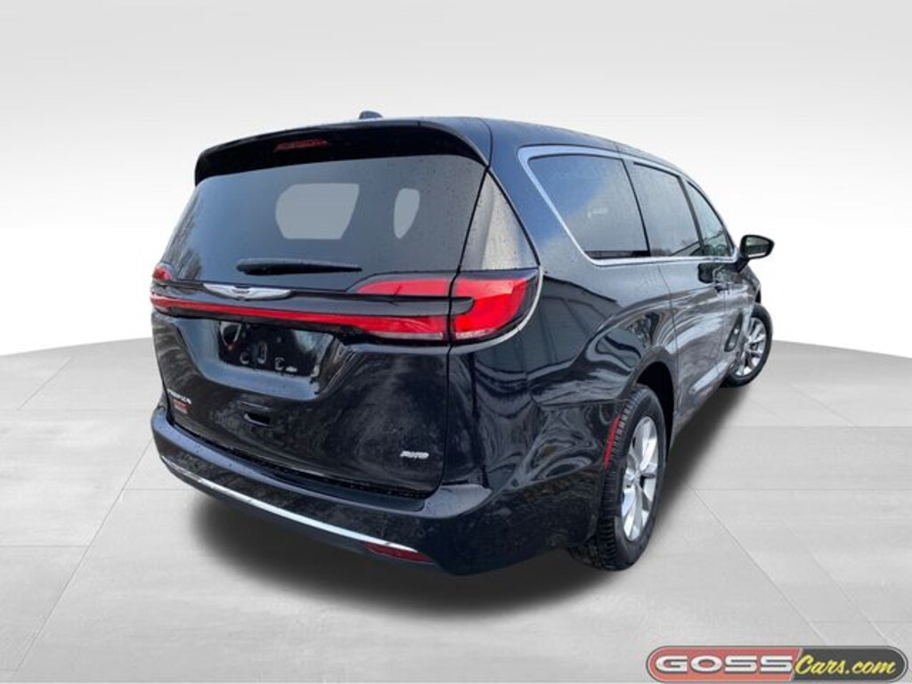 New 2026 Chrysler Pacifica SELECT AWD Passenger Van