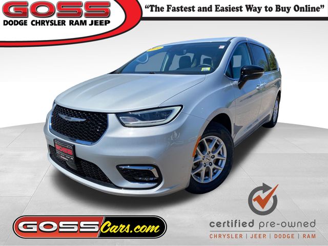 2024 Chrysler Pacifica Touring L's photo