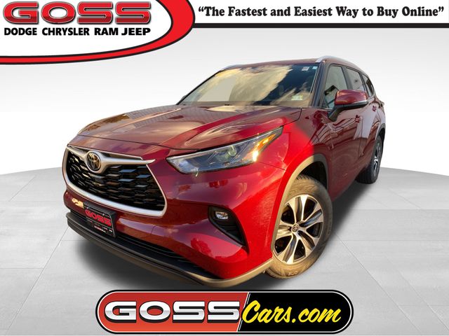 2023 Toyota Highlander XLE's photo