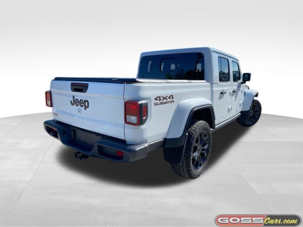 Certified 2025 Jeep Gladiator Nighthawk Truck